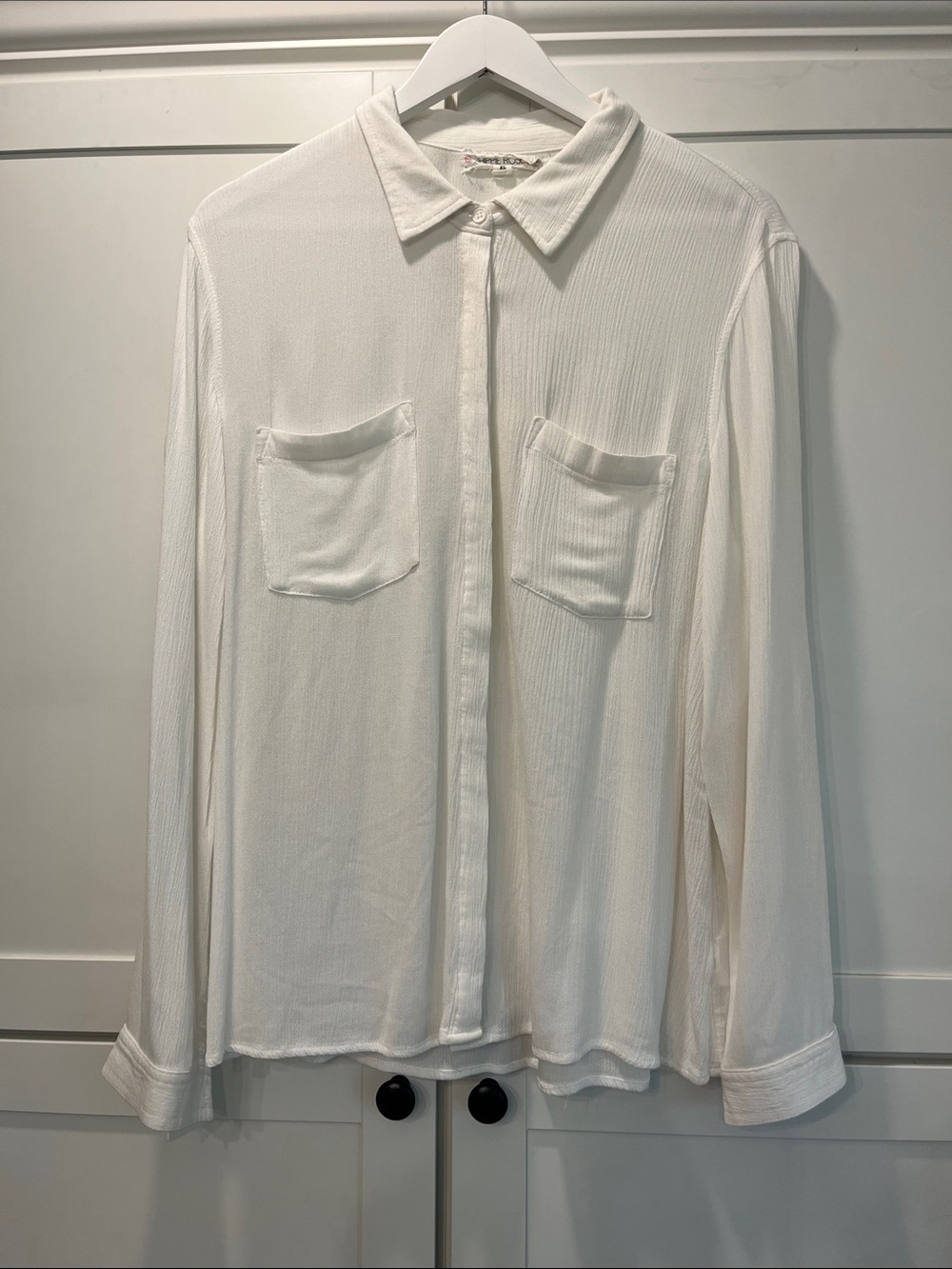 Hippie Rose 100% Rayon White Long-Sleeve Button-Down Shirt